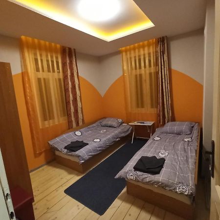 Къща Hotell Gabrovo Eksteriør bilde