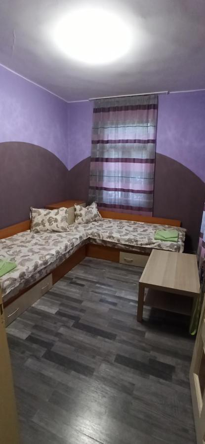 Къща Hotell Gabrovo Eksteriør bilde