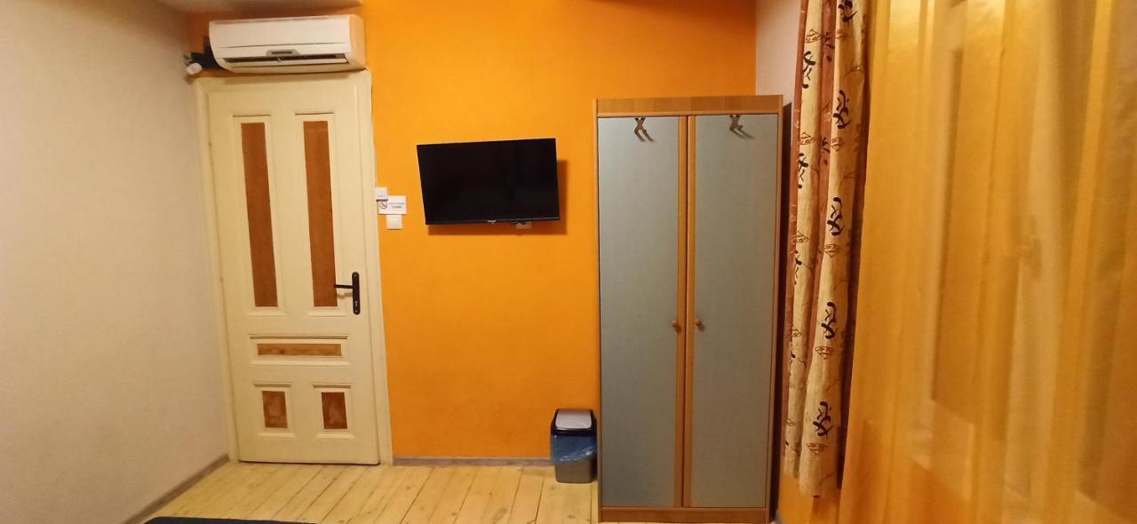 Къща Hotell Gabrovo Eksteriør bilde
